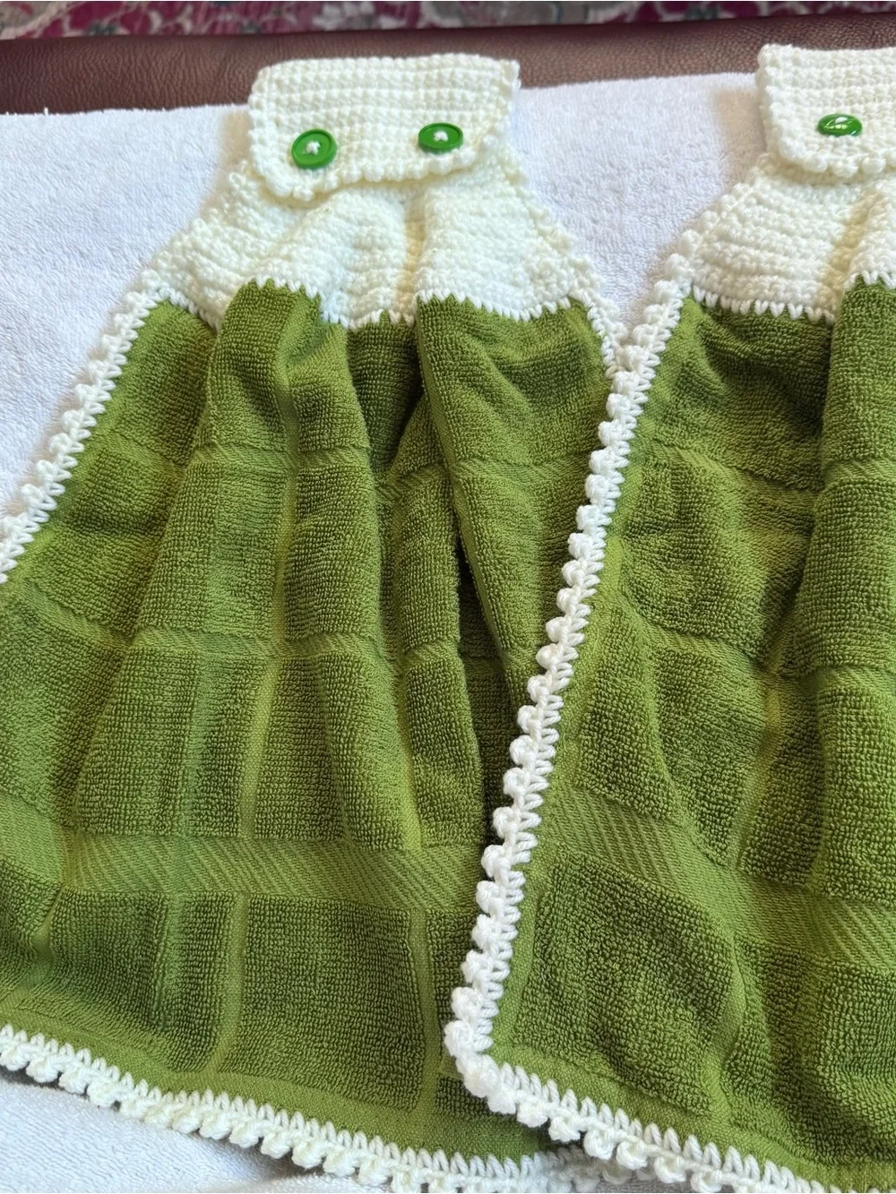 Green Crochet-Trim Hanging Kitchen Towels - Brand: